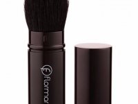 RETRACTABLE BLUSH-ON BRUSH