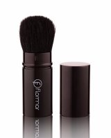 RETRACTABLE BLUSH-ON BRUSH